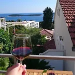 Apartamento Mare 2 *