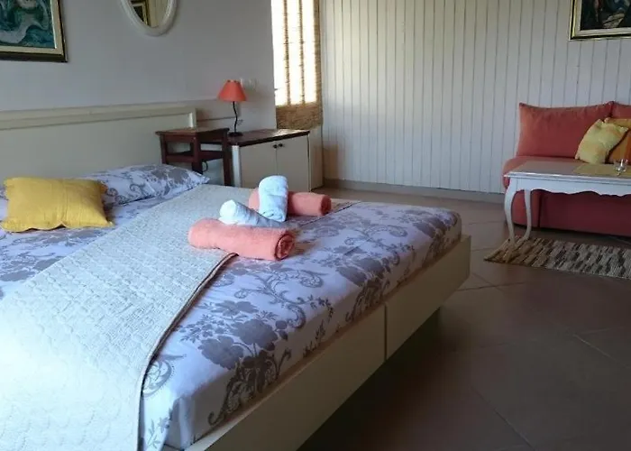 Mare 2 Apartment Hvar Town