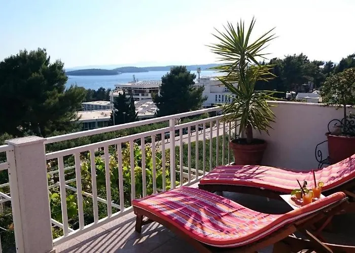 Mare 2 Apartment Hvar Town